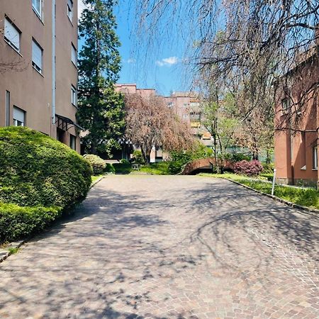 Lovely Apartment In Галарате Екстериор снимка
